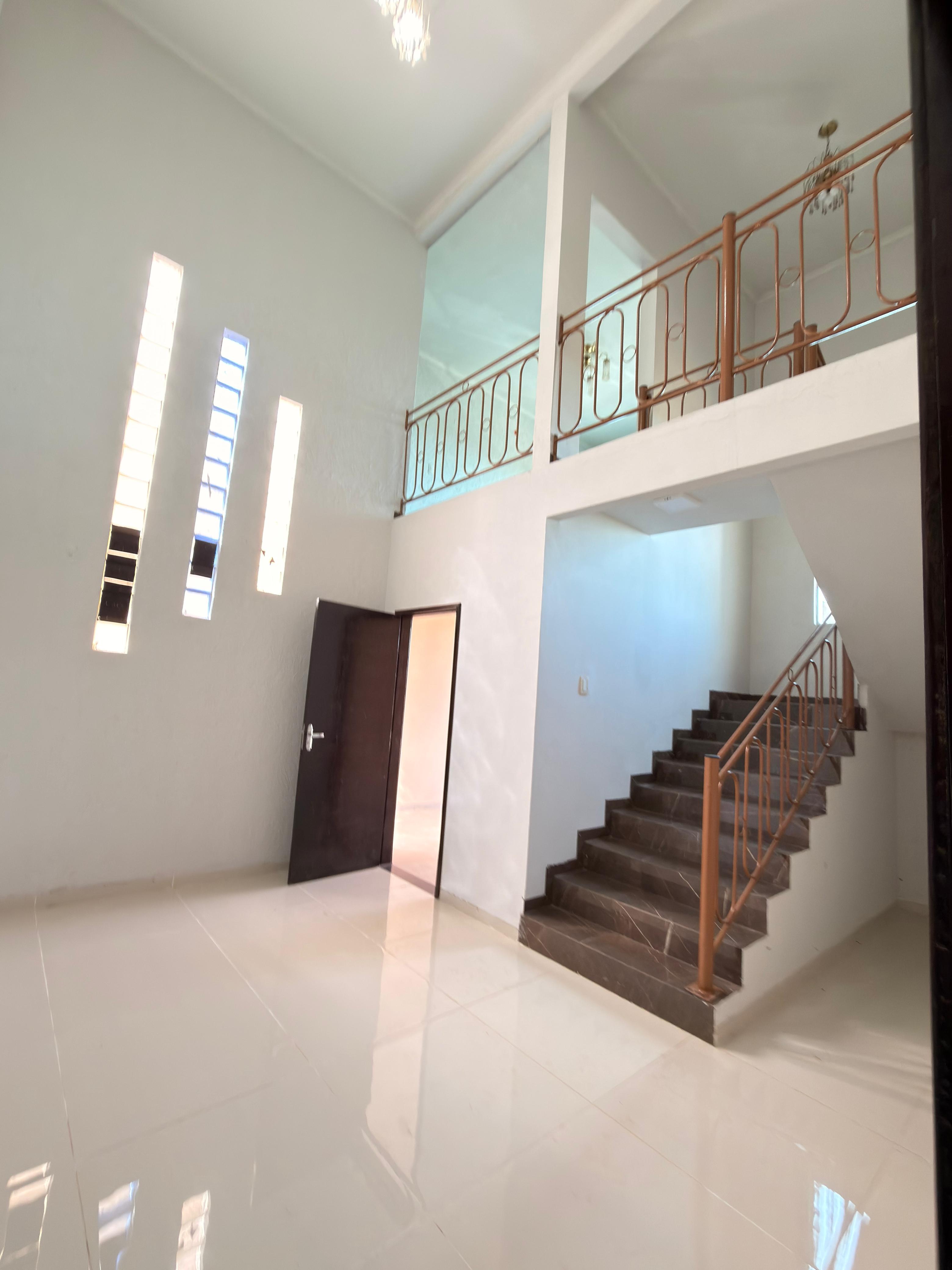 Casa de alto padrón em etapa final